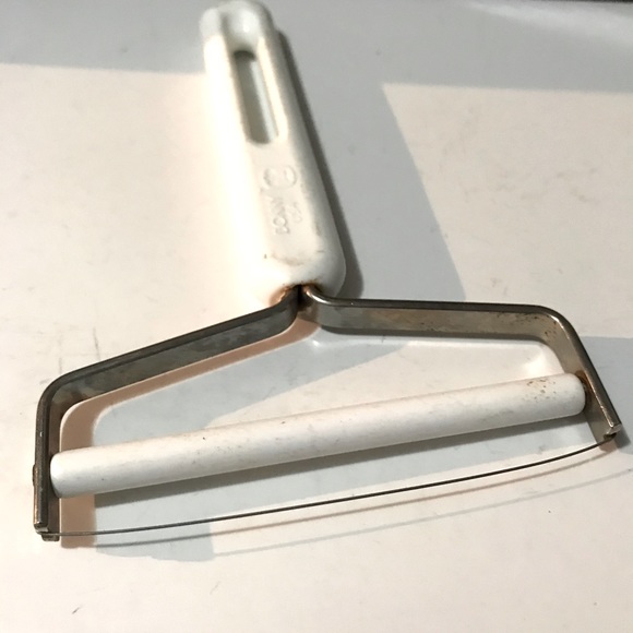 Bonny USA Cheese Slicer - Picture 3 of 3